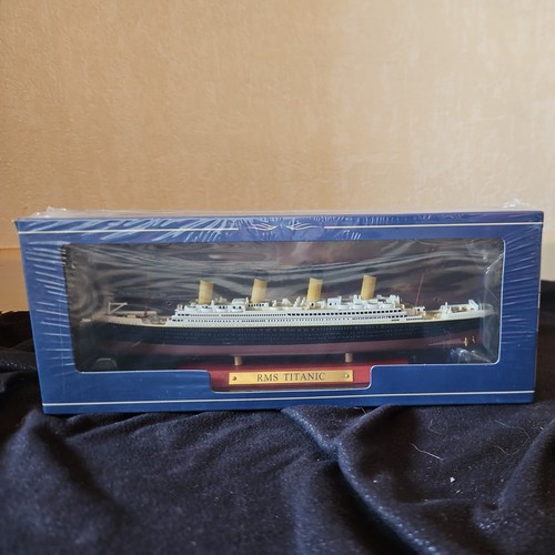 Modele reduit bateau rms - modele,
