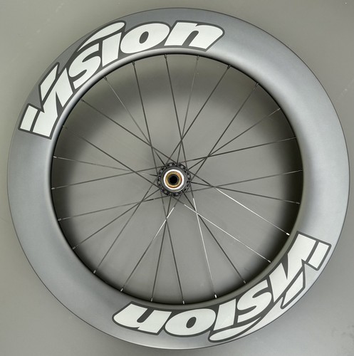 Roue arrière vision - arrière, 81