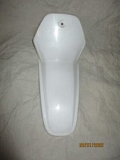 21W-21511-10 garde boue avant