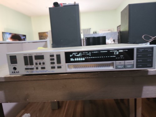 Akai v201 computer - akai,