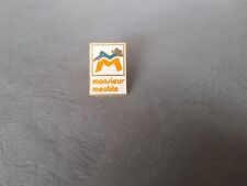 Pin's CORPORATE - Monsieur meuble