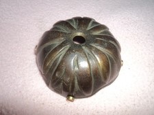 GRIFFE  BRONZE TULIPE PATE DE