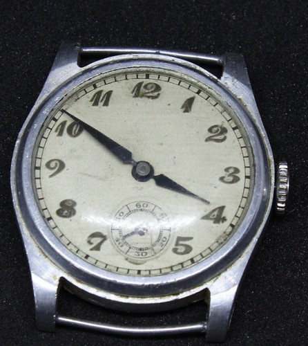 Montre mécanique ancienne - ,