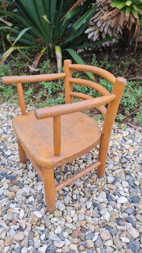 Ancienne petite chaise bois - ancienne,