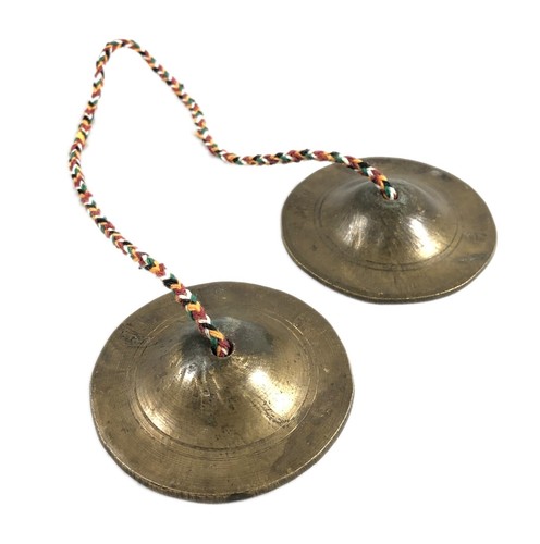 Bronze main cymbales - main, pooja