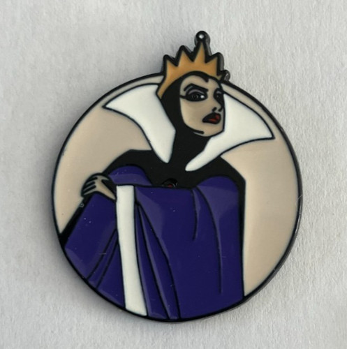 Pin s personnage - pin's,