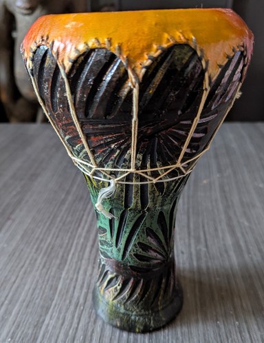 Djembé artisanal africain - , en