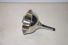 Entonnoir à décanter le vin