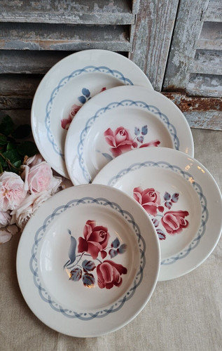 Anciennes assiettes creuses - assiettes,