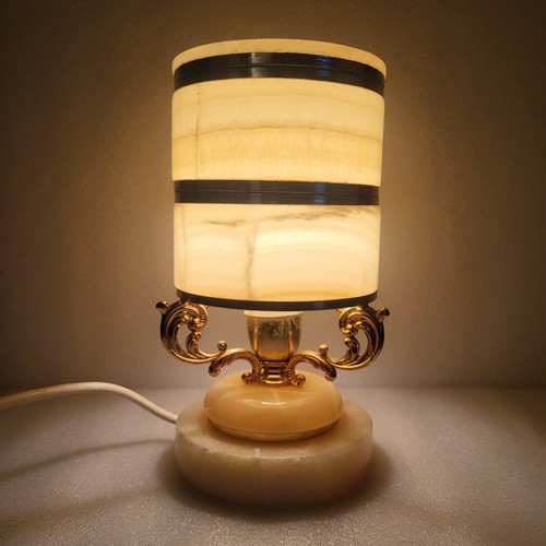 Lampe poser albâtre - a, en