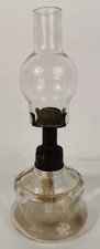 ANCIENNE LAMPE A PÉTROLE