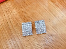 Belles boucles d'oreilles