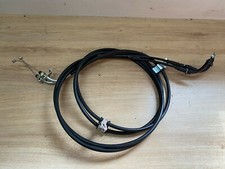 UNE PAIRE DE CABLE DE GAZ