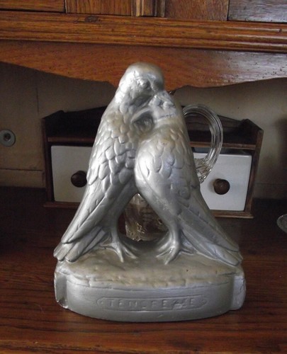 Ancienne statue publicitaire - ancienne,