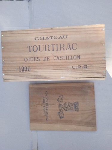 Caisse vin façade de - à,