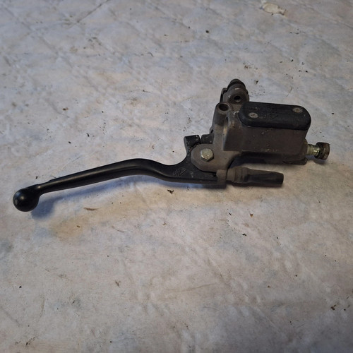 Maitre cylindre avant peugeot - cylindre,