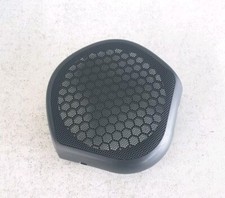 GRILLE DE HAUT PARLEUR AVANT