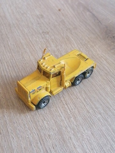 Voiture matchbox camion - voiture,