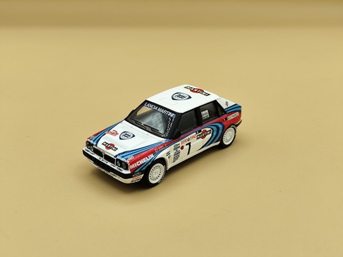 Lancia delta intégrale - 1/43,