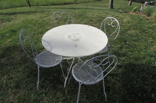 Table chaises jardin - table,