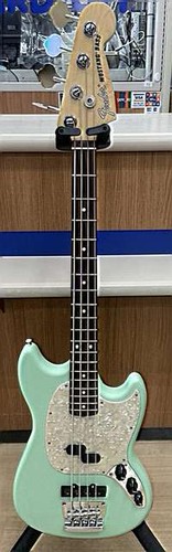 Guitare basse électrique