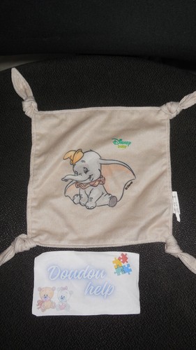 Doudou plat dumbo éléphant - doudou, l'éléphant