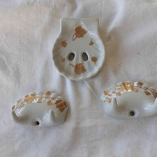 2 accroche serviette et un