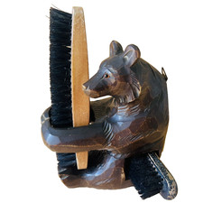 Ours ancien en bois sculpté