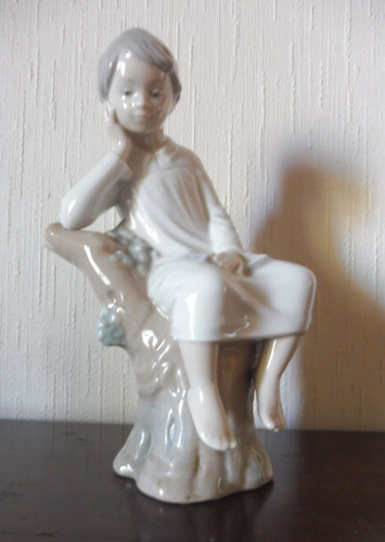 Nao lladro figurine - ,,