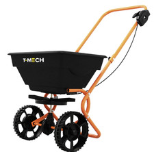 Epandeur rotatif à pousser