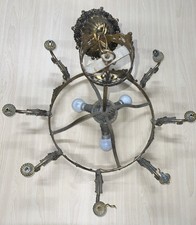 Ancien XXème très beau lustre 8 branches en laiton . A Restaurer 45,5x56 Cm