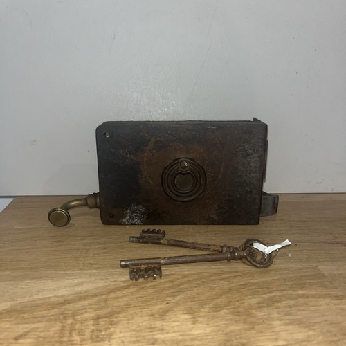 Ancienne serrure porte à - serrure,