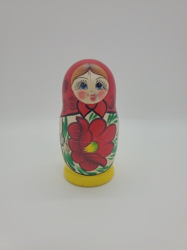 Matriochka poupees russes - matriochka,