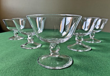 Lot de 5 petites coupes vin