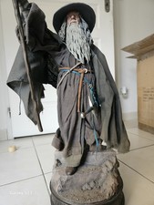 Statue Sideshow Premium Format