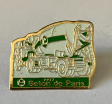 61 - Pin's TRUPE TRUCK - CONCRETE DE PARIS