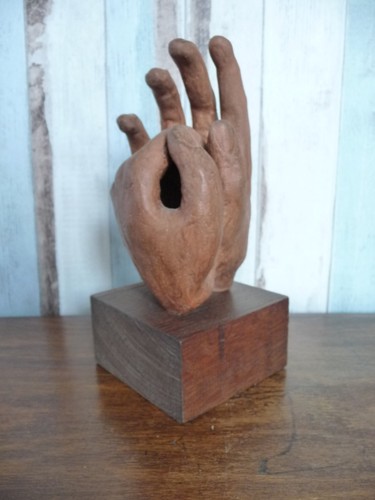 Sculpture mains entrelacés - de,