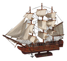 Maquette de bateau en bois