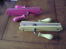 2 Poignets de porte en bois à