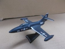 Avion de Combat Métal 1.100