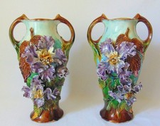 PAIRE DE GRANDS VASES