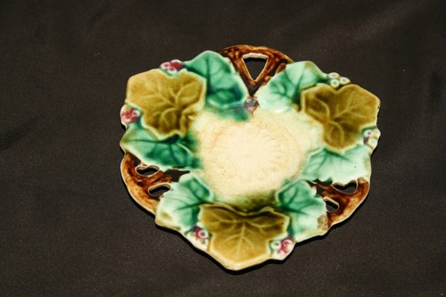 Petite assiette ancienne - , en