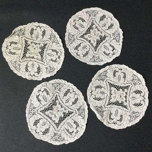Lot petits napperons - 4,