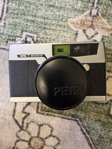Petri rangefinder camera - rangefinder, w/