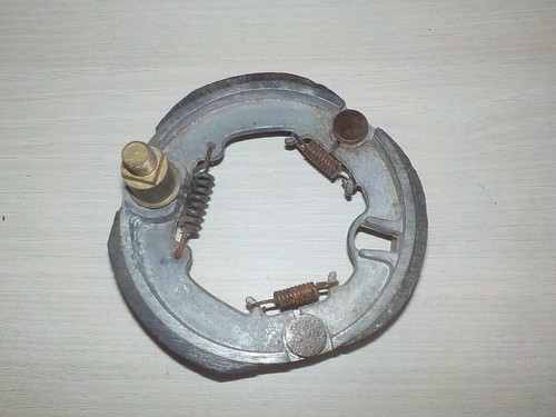 Machoires frein cyclomoteur - machoires,