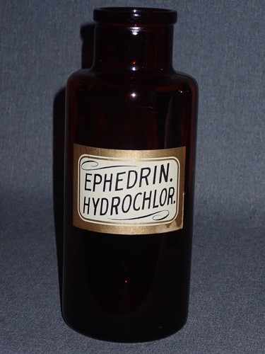 C1900 1910 apothecary jar - c1900-1910,