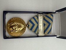 médaille militaire ww1 ww2 . militaria .objet du collectionneur 