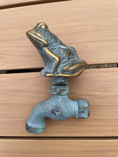 Ancien robinet fontaine a - robinet, de