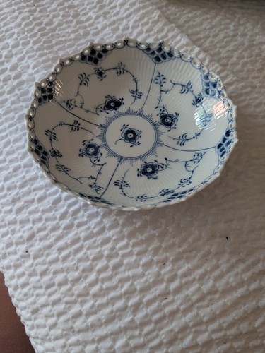 Antique royal copenhagen blue - antique,