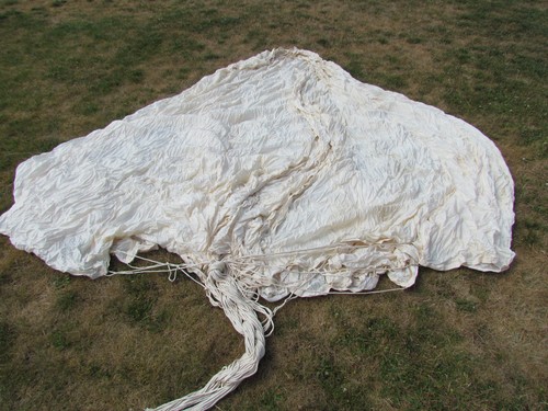 Voilure parachute pilote - voilure,